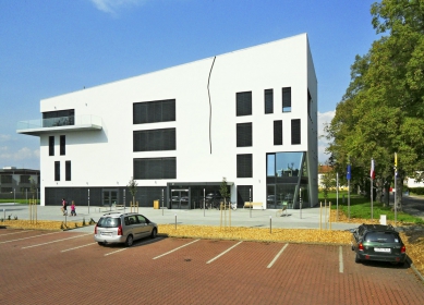 Obr. 14: Jižní fasáda 