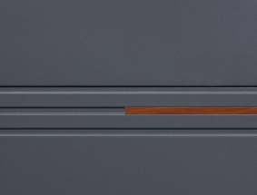 Trojitá drážka T s dřevěným dekorem vloženým do drážky