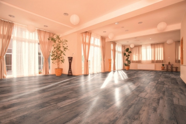 Kolekce GRAND Peterhouse Pine (borovice)