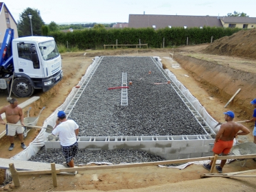 Obr. 3: Izolace základové desky vrstvou pěnového skla Refaglass