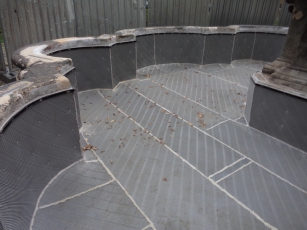 Obr. 8: Aplikace hydroizolační membrány