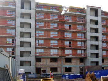 Obr. 9: Realizace osmipodlažního bytového domu