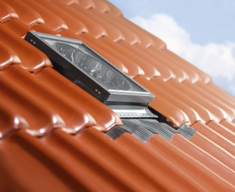 FAKRO SF – světlovod s plochým zasklením