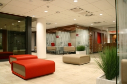 Komerční banka otevřela modernizovanou pobočku v Plzni