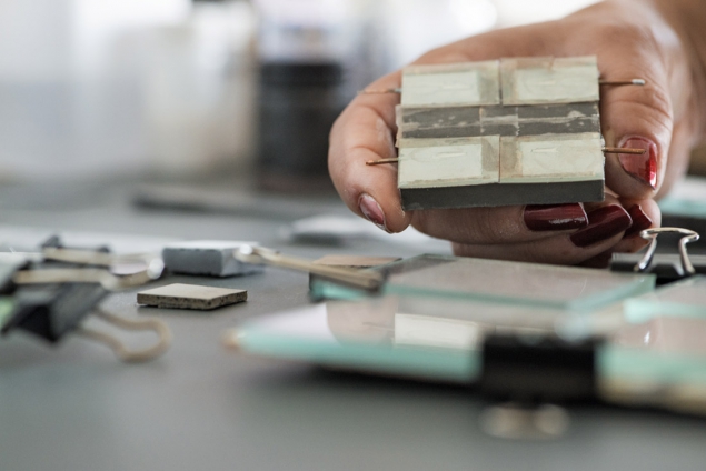 Beton DysCrete mění sluneční záření na elektrickou energii