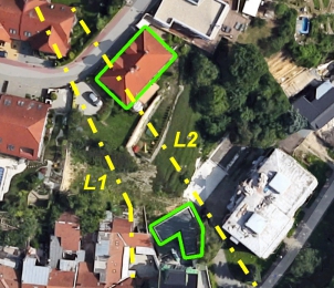 Obr. 5: Situace svahu (nahoře koruna, dole pata) orientační směry řezů L1, L2 (obr. 7, 8)