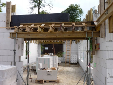 Pro stavbu byl zvolen zdicí systém s velkou tepelnou kapacitou – KMB SENDWIX