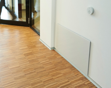 Skleněný kryt skříně podlahového topení