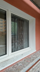 Rekonstrukce fasády paneláku v Šumperku zateplovacím systémem NEW-THERM a prefabrikovaným řešením nadpraží od HPI-CZ.