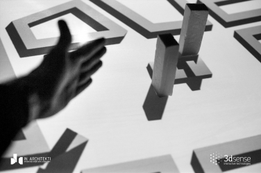 Jednoduchá a konstruktivní diskuse nad fyzickým modelem – konfrontace mezi účastníky