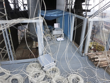 Obr. 6: Měření sil v táhlech při předpínání