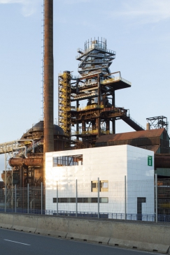 Obr. 17–18: Dokončená nástavba