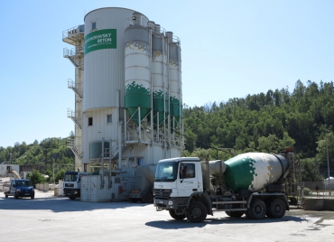 Na betonárny skupiny Českomoravský beton se můžete přijít domluvit na optimální receptuře betonu pro svůj projekt