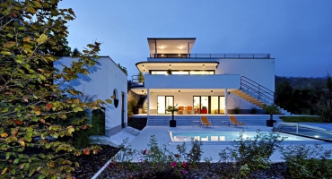 Obr. 4: 1. místo v hlasování čtenářů v kategorii Individuální domy – rodinný dům se soutěžním kódem I21