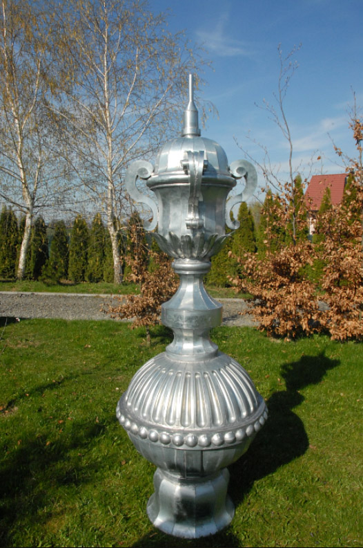 Rekonstrukce bytového domu Javoříčská, Olomouc; klempířské práce: Galanterní klempířství Josef Kolínek, Rataje