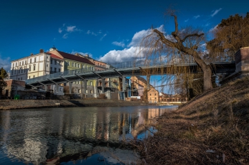 Komenského most v Jaroměři, lávka pro pěší a cyklisty