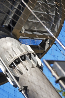 Obr. 10: Detail napojení segmentů nosných sloupů