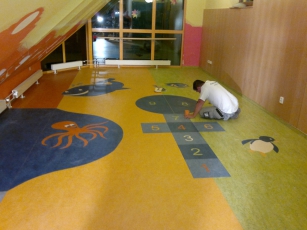 Podlahy hotelu Aurum v Krkonoších s materiály Thomsit