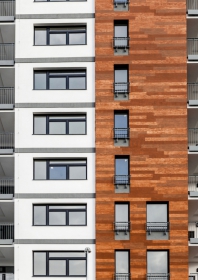 StoWood s imitací struktury prken, Nad Přehradou, Praha (foto Tomáš Malý)