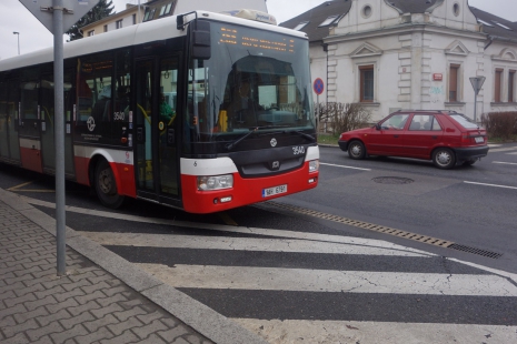 Monolitický žlab DM zvlášť pevné konstrukce pro třídy zatížení až F900 kN