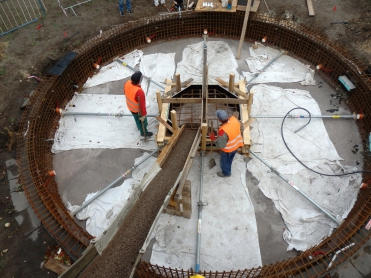 Betonáž středového podstavce