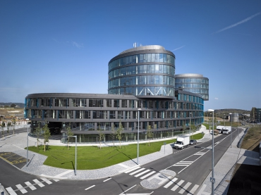 Obr. 19, 20: Dokončený objekt