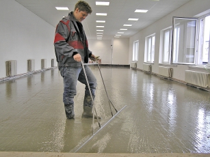 Vyrovnávání podlahy pro finální nášlapnou vrstvu