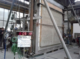 Zkoušky požární odolnosti stěny z cihelných bloků s výplní z minerální vaty