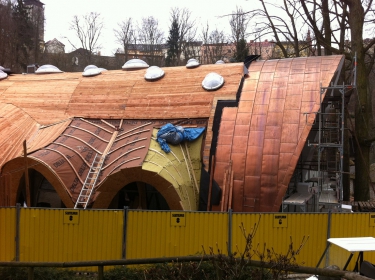 Opláštění betonového tubusu je navrženo tak, aby splňovalo požadované tepelně technické nároky