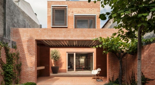 Dům 1014, Barcelona, Španělsko, foto Adria Goula