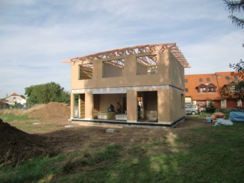 Mezi moderní stavební materiály patří i dřevo