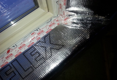 Obr. 9: Napojení parotěsné vrstvy na střešní okno