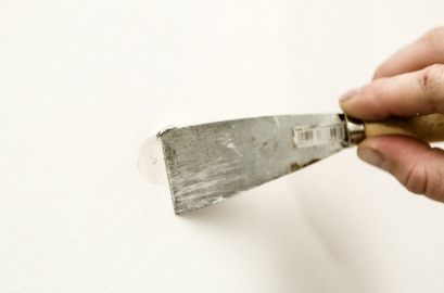 Obr. 5 Zatmelení drobných dírek