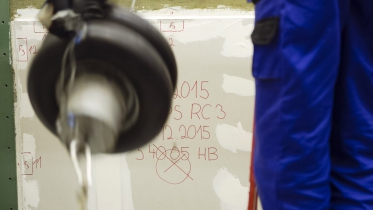 Obr. 7: Zkouška dynamickým namáháním