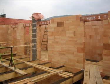 Postup hrubé stavby