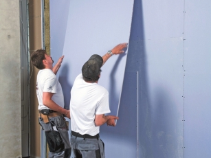 Nová bezpečnostní konstrukce Knauf – příčka opláštěná deskou Diamant