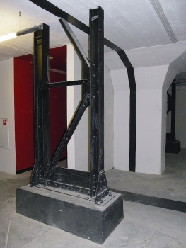 Přiznaná nýtovaná ocelová konstrukce