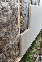 Obr. 13: Montáž dřevovláknitých desek pod omítku