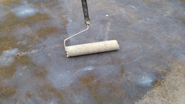 Stěrka se nanáší na důsledně očištěný a napenetrovaný podklad