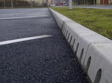 RONN Kerb – liniové odvodnění