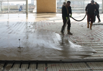 Lití podlahového potěru Anhyment