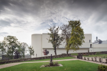 Klášter Nový Dvůr (Atelier Soukup OPL Švehla, 2014)