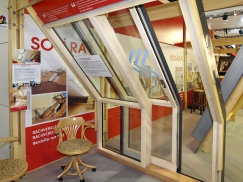 Expozice Solara na BAU 2015 – posuvné střešní prosklení Solara PERSPEKTIV