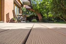 Terasa z řady Premium Forest Plus, barevná varianta Teak