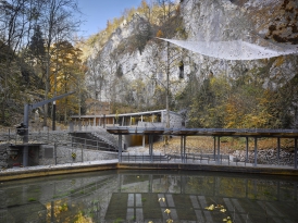 Vstupní budova areálu Punkevních jeskyní v Moravském krasu/Architektonická kancelář Burian-Křivinka (nominoval Osamu Okamura) Foto Filip Šlapal