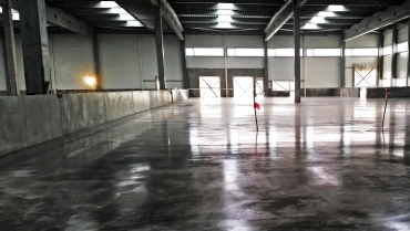 Priemyselná podlaha (ilustračný obrázok)