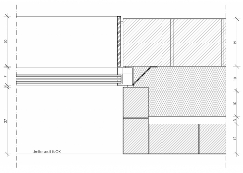 Obr. 13: Detail řezu: systém Schüco AWS 75.SI, napojení do zdiva
