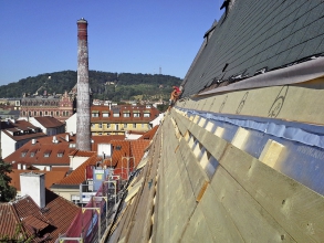 Systém THERMO-LINE je bez problémů pochozí, je vhodný i na střechy s velkým sklonem