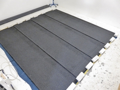 Obr. 3: Lehké střešní pláště byly variantně testovány s asfaltovými pásy