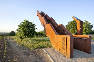 Obr. 6–8: Dokončená konstrukce